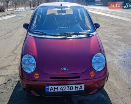 Красный Дэу Матиз, объемом двигателя 0.8 л и пробегом 100 тыс. км за 2600 $, фото 1 на Automoto.ua