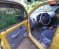 Желтый Дэу Матиз, объемом двигателя 0.8 л и пробегом 180 тыс. км за 1100 $, фото 4 на Automoto.ua