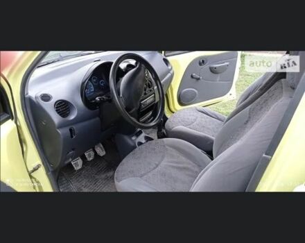 Жовтий Деу Матіз, об'ємом двигуна 0.8 л та пробігом 145 тис. км за 2300 $, фото 4 на Automoto.ua