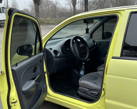 Жовтий Деу Матіз, об'ємом двигуна 0.77 л та пробігом 186 тис. км за 2400 $, фото 6 на Automoto.ua