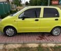 Желтый Дэу Матиз, объемом двигателя 0.8 л и пробегом 140 тыс. км за 1400 $, фото 1 на Automoto.ua