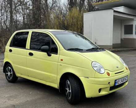 Жовтий Деу Матіз, об'ємом двигуна 0.77 л та пробігом 186 тис. км за 2400 $, фото 2 на Automoto.ua