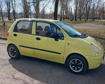 Желтый Дэу Матиз, объемом двигателя 0.8 л и пробегом 138 тыс. км за 2800 $, фото 1 на Automoto.ua
