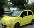Желтый Дэу Матиз, объемом двигателя 0.8 л и пробегом 159 тыс. км за 2400 $, фото 4 на Automoto.ua