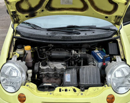 Жовтий Деу Матіз, об'ємом двигуна 0.77 л та пробігом 186 тис. км за 2400 $, фото 23 на Automoto.ua