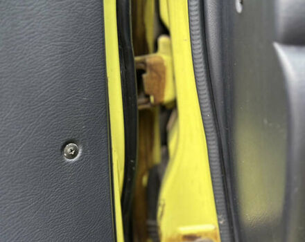 Жовтий Деу Матіз, об'ємом двигуна 0.77 л та пробігом 186 тис. км за 2400 $, фото 19 на Automoto.ua