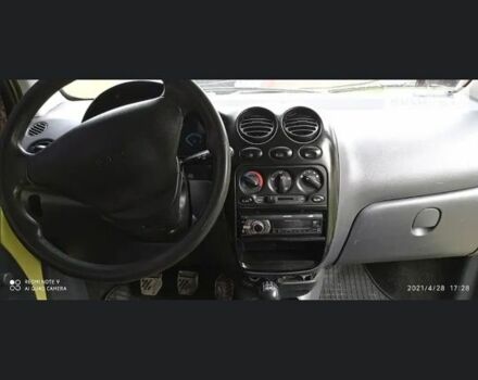 Жовтий Деу Матіз, об'ємом двигуна 0.8 л та пробігом 145 тис. км за 2300 $, фото 5 на Automoto.ua