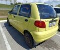 Желтый Дэу Матиз, объемом двигателя 0.8 л и пробегом 123 тыс. км за 899 $, фото 4 на Automoto.ua