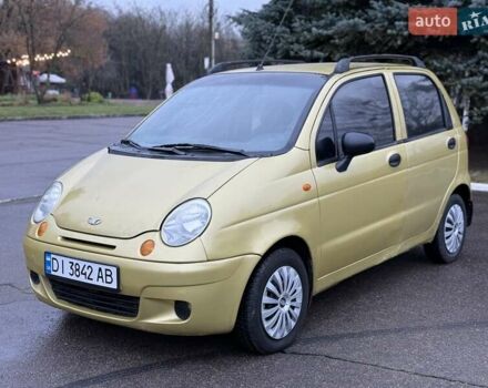 Желтый Дэу Матиз, объемом двигателя 0.8 л и пробегом 115 тыс. км за 1950 $, фото 2 на Automoto.ua