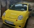Желтый Дэу Матиз, объемом двигателя 0.8 л и пробегом 120 тыс. км за 2600 $, фото 1 на Automoto.ua