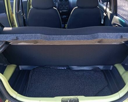 Желтый Дэу Матиз, объемом двигателя 0.8 л и пробегом 125 тыс. км за 3300 $, фото 7 на Automoto.ua