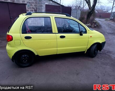 Жовтий Деу Матіз, об'ємом двигуна 0.8 л та пробігом 250 тис. км за 2400 $, фото 1 на Automoto.ua