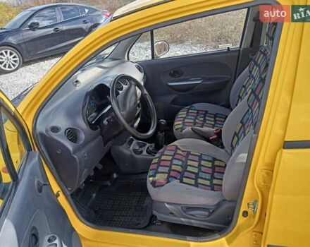 Жовтий Деу Матіз, об'ємом двигуна 1 л та пробігом 169 тис. км за 2300 $, фото 6 на Automoto.ua
