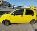 Желтый Дэу Матиз, объемом двигателя 8 л и пробегом 333 тыс. км за 1800 $, фото 5 на Automoto.ua