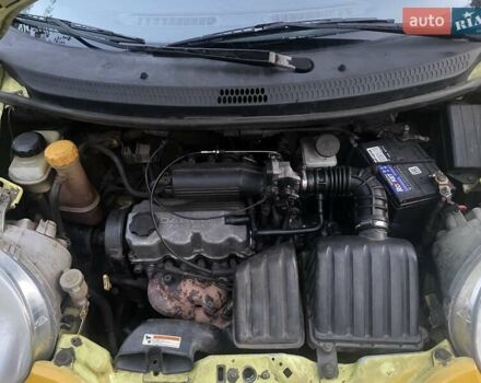 Жовтий Деу Матіз, об'ємом двигуна 0.8 л та пробігом 205 тис. км за 2400 $, фото 4 на Automoto.ua