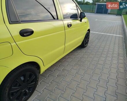 Жовтий Деу Матіз, об'ємом двигуна 1 л та пробігом 137 тис. км за 2650 $, фото 4 на Automoto.ua