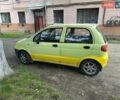 Желтый Дэу Матиз, объемом двигателя 0.8 л и пробегом 136 тыс. км за 1350 $, фото 1 на Automoto.ua