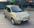 Желтый Дэу Матиз, объемом двигателя 0.8 л и пробегом 140 тыс. км за 3200 $, фото 1 на Automoto.ua