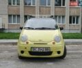 Желтый Дэу Матиз, объемом двигателя 0.8 л и пробегом 230 тыс. км за 2000 $, фото 1 на Automoto.ua