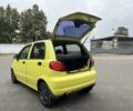 Желтый Дэу Матиз, объемом двигателя 0.8 л и пробегом 115 тыс. км за 2400 $, фото 12 на Automoto.ua