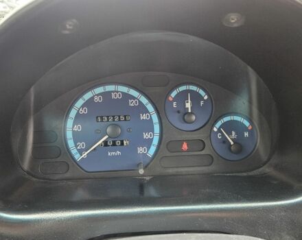 Желтый Дэу Матиз, объемом двигателя 0.8 л и пробегом 130 тыс. км за 2400 $, фото 12 на Automoto.ua