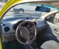 Желтый Дэу Матиз, объемом двигателя 8 л и пробегом 333 тыс. км за 1800 $, фото 7 на Automoto.ua