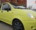 Желтый Дэу Матиз, объемом двигателя 0.8 л и пробегом 132 тыс. км за 2750 $, фото 2 на Automoto.ua