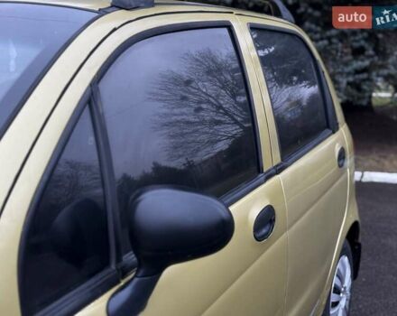 Желтый Дэу Матиз, объемом двигателя 0.8 л и пробегом 115 тыс. км за 1950 $, фото 4 на Automoto.ua