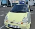Желтый Дэу Матиз, объемом двигателя 0.8 л и пробегом 268 тыс. км за 1300 $, фото 2 на Automoto.ua