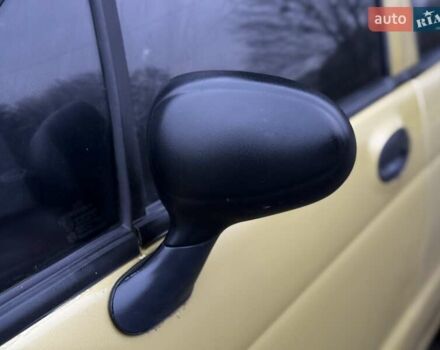 Желтый Дэу Матиз, объемом двигателя 0.8 л и пробегом 115 тыс. км за 1950 $, фото 5 на Automoto.ua