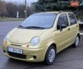Желтый Дэу Матиз, объемом двигателя 0.8 л и пробегом 115 тыс. км за 1950 $, фото 1 на Automoto.ua