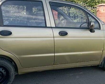 Желтый Дэу Матиз, объемом двигателя 0.8 л и пробегом 200 тыс. км за 1100 $, фото 9 на Automoto.ua