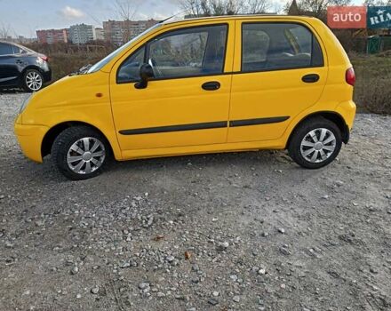 Жовтий Деу Матіз, об'ємом двигуна 1 л та пробігом 169 тис. км за 2300 $, фото 2 на Automoto.ua