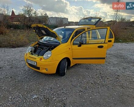 Жовтий Деу Матіз, об'ємом двигуна 1 л та пробігом 169 тис. км за 2300 $, фото 1 на Automoto.ua