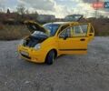 Жовтий Деу Матіз, об'ємом двигуна 1 л та пробігом 169 тис. км за 2300 $, фото 1 на Automoto.ua