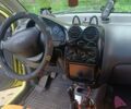 Желтый Дэу Матиз, объемом двигателя 1.1 л и пробегом 160 тыс. км за 2200 $, фото 1 на Automoto.ua