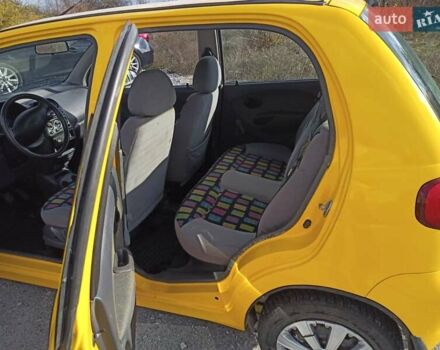 Жовтий Деу Матіз, об'ємом двигуна 1 л та пробігом 169 тис. км за 2300 $, фото 7 на Automoto.ua