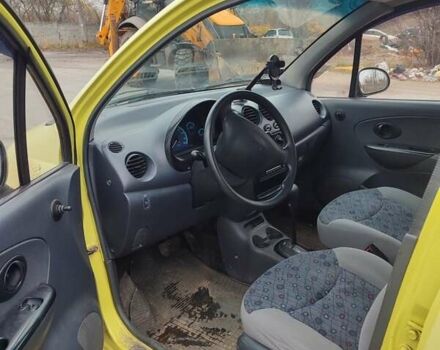 Желтый Дэу Матиз, объемом двигателя 0.8 л и пробегом 50 тыс. км за 2600 $, фото 2 на Automoto.ua