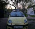Желтый Дэу Матиз, объемом двигателя 0.8 л и пробегом 256 тыс. км за 2100 $, фото 1 на Automoto.ua