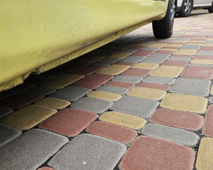 Желтый Дэу Матиз, объемом двигателя 0.8 л и пробегом 130 тыс. км за 2400 $, фото 5 на Automoto.ua