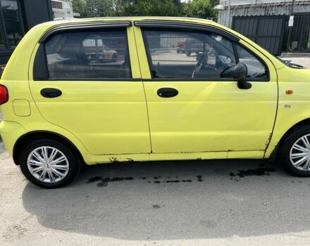 Желтый Дэу Матиз, объемом двигателя 0.8 л и пробегом 113 тыс. км за 2000 $, фото 1 на Automoto.ua