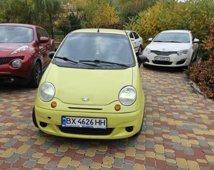 Желтый Дэу Матиз, объемом двигателя 0.8 л и пробегом 130 тыс. км за 2400 $, фото 1 на Automoto.ua