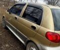 Желтый Дэу Матиз, объемом двигателя 1 л и пробегом 154 тыс. км за 2100 $, фото 1 на Automoto.ua