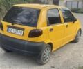 Жовтий Деу Матіз, об'ємом двигуна 0.8 л та пробігом 118 тис. км за 1250 $, фото 4 на Automoto.ua