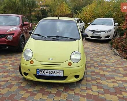 Желтый Дэу Матиз, объемом двигателя 0.8 л и пробегом 130 тыс. км за 2400 $, фото 4 на Automoto.ua