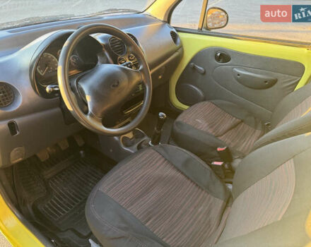 Жовтий Деу Матіз, об'ємом двигуна 0.8 л та пробігом 140 тис. км за 1500 $, фото 4 на Automoto.ua
