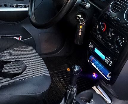 Желтый Дэу Матиз, объемом двигателя 1 л и пробегом 129 тыс. км за 2500 $, фото 7 на Automoto.ua