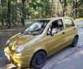 Желтый Дэу Матиз, объемом двигателя 0.8 л и пробегом 210 тыс. км за 2000 $, фото 1 на Automoto.ua