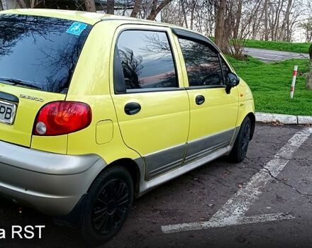 Желтый Дэу Матиз, объемом двигателя 1 л и пробегом 129 тыс. км за 2500 $, фото 2 на Automoto.ua