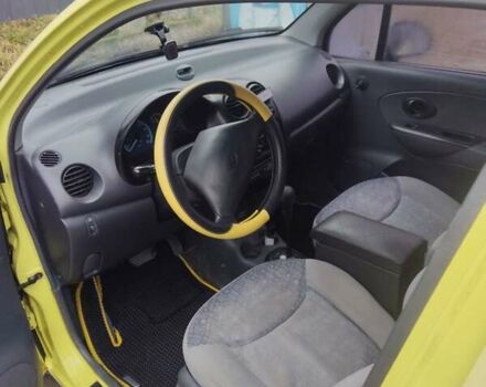 Желтый Дэу Матиз, объемом двигателя 0.8 л и пробегом 86 тыс. км за 2000 $, фото 9 на Automoto.ua